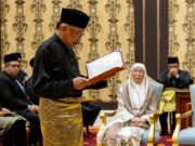 Anwar Ibrahim was Sworn in as Malaysian Prime Minister